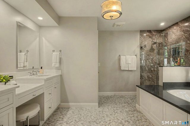 70 Westbury, Avon, CT 06001