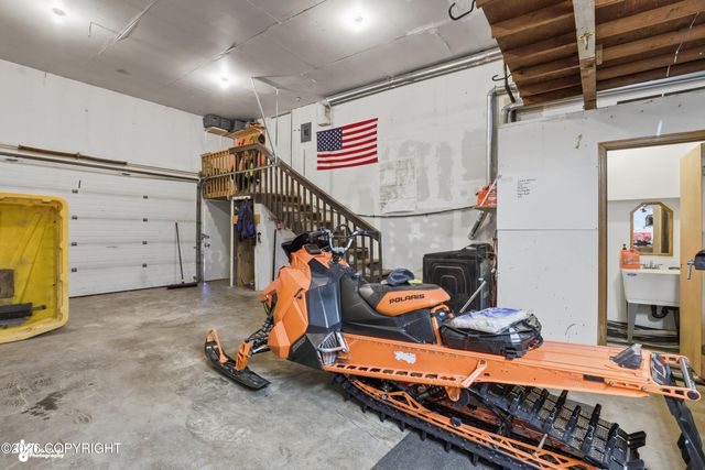 2619 Carroll Place, Anchorage, AK 99508