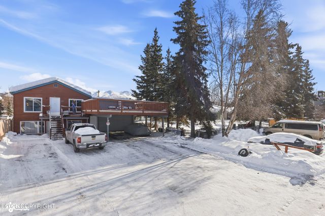 2619 Carroll Place, Anchorage, AK 99508