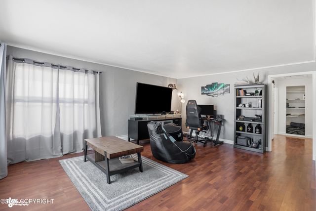 2619 Carroll Place, Anchorage, AK 99508