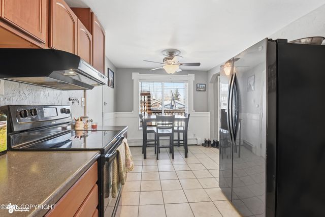 2619 Carroll Place, Anchorage, AK 99508