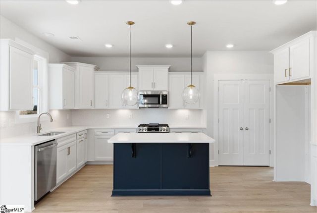 116 Terpack Court, Gray Court, SC 29645