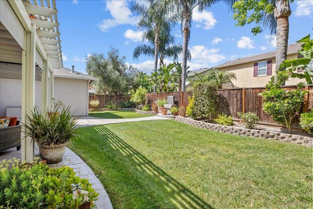 1971 Amatchi Dr, Tracy, CA 95304