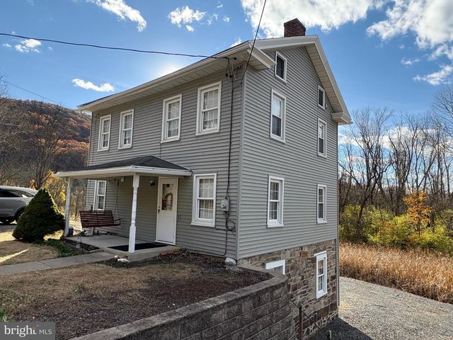 221 S MAIN ST, Reedsville, PA 17084