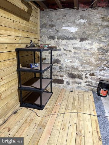 221 S MAIN ST, Reedsville, PA 17084