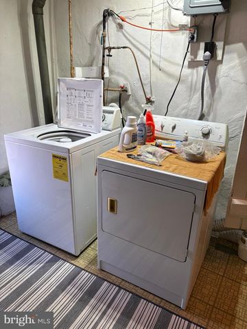 221 S MAIN ST, Reedsville, PA 17084