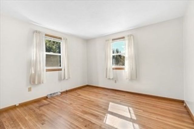 27 Westboro Rd, Marlborough, MA 01752