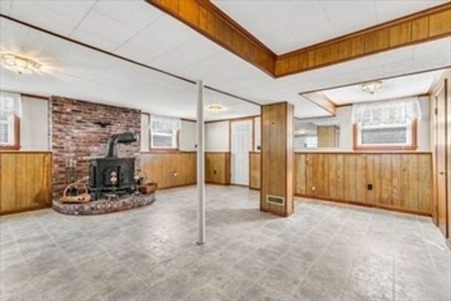 27 Westboro Rd, Marlborough, MA 01752