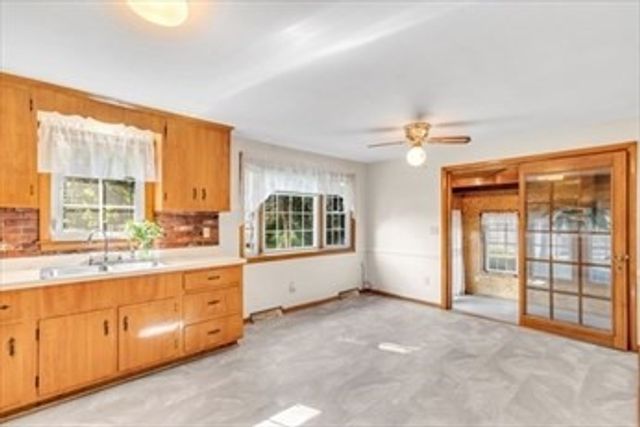 27 Westboro Rd, Marlborough, MA 01752