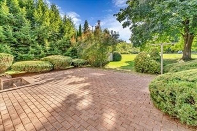 27 Westboro Rd, Marlborough, MA 01752
