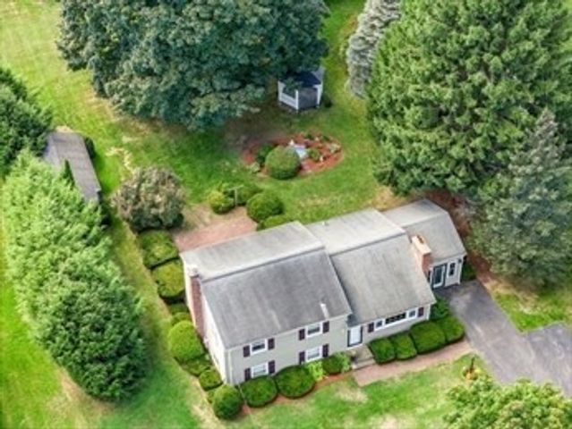 27 Westboro Rd, Marlborough, MA 01752