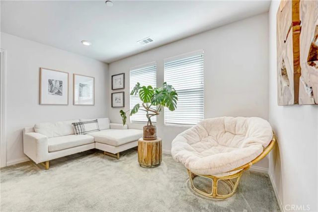 11809 Vienna Lane, Los Angeles, CA 90047