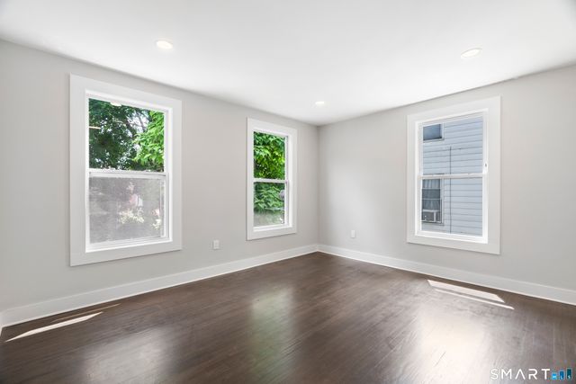 492 Lombard Street, New Haven, CT 06513