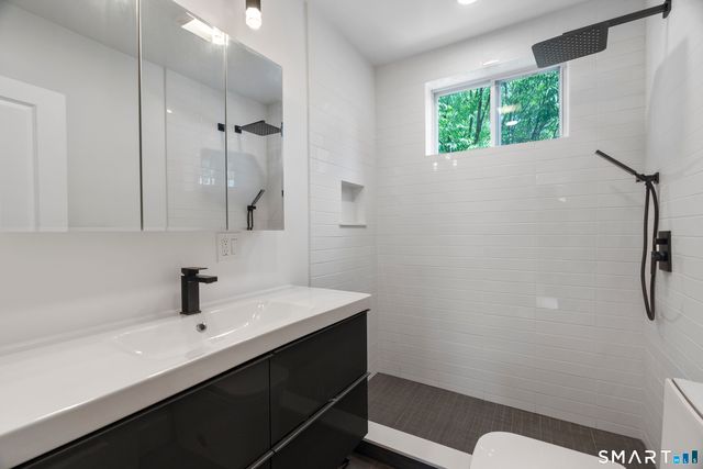 492 Lombard Street, New Haven, CT 06513