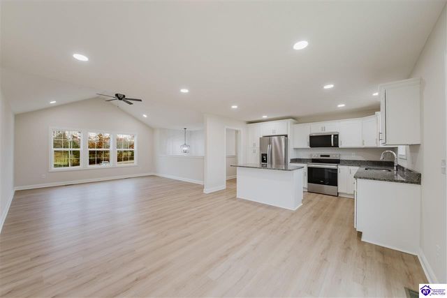 170 Rock Ridge Road, Brandenburg, KY 40108