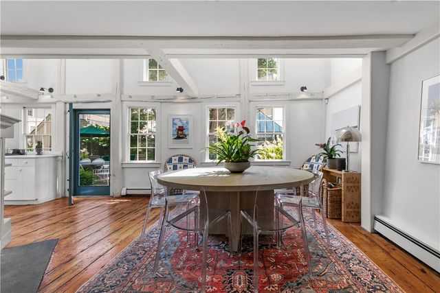 22 Bridge Street, Newport, RI 02840