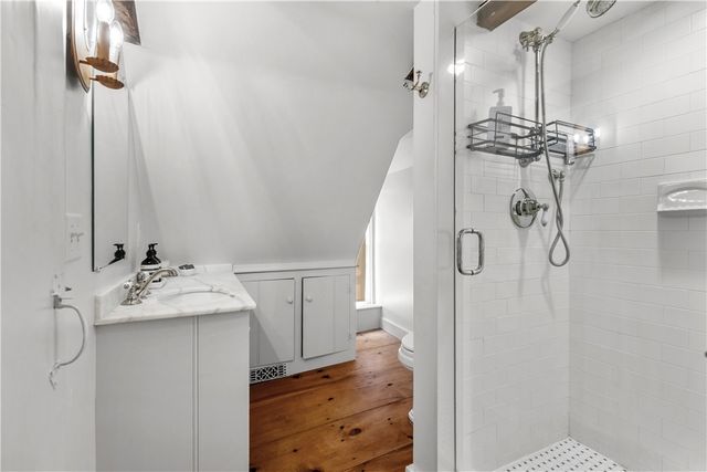 22 Bridge Street, Newport, RI 02840