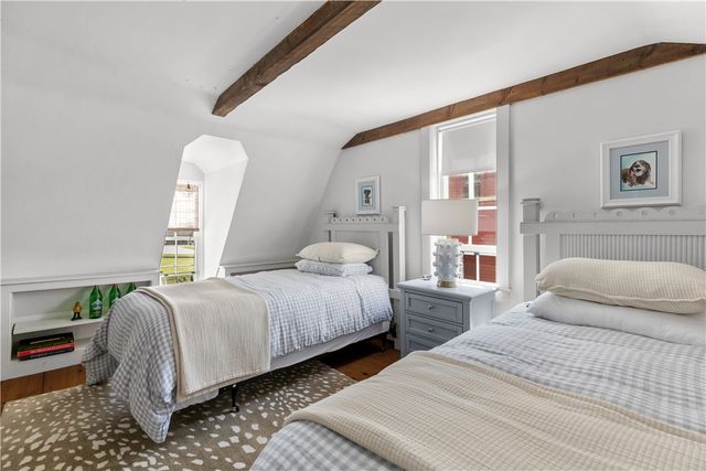 22 Bridge Street, Newport, RI 02840