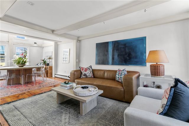 22 Bridge Street, Newport, RI 02840