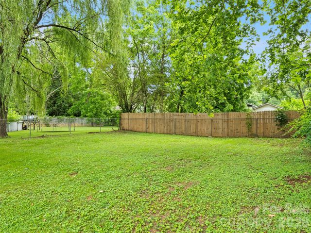 259 & 253 Richland Street, Waynesville, NC 28786