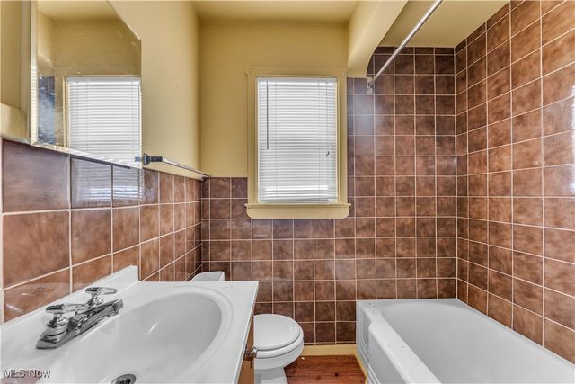 11909 Avon Avenue, Cleveland, OH 44105