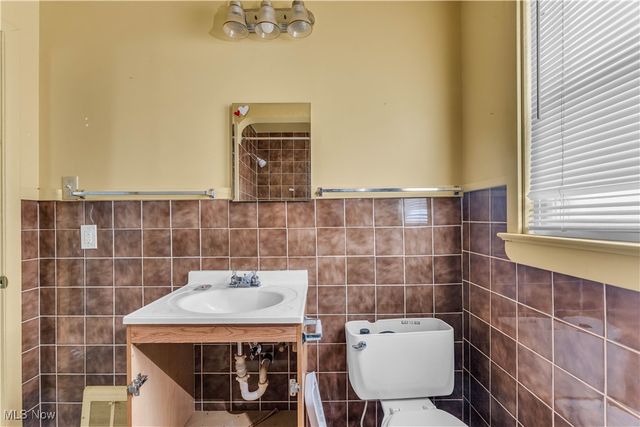 11909 Avon Avenue, Cleveland, OH 44105