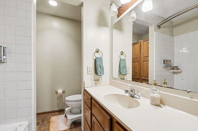 1308 Ellsmere Street NE, Grand Rapids, MI 49505