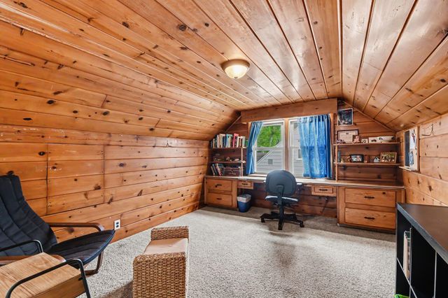 1308 Ellsmere Street NE, Grand Rapids, MI 49505