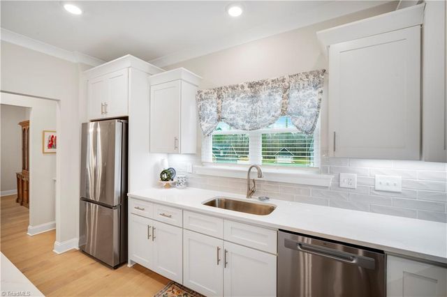 360 Wynnfall Drive, Lexington, NC 27295