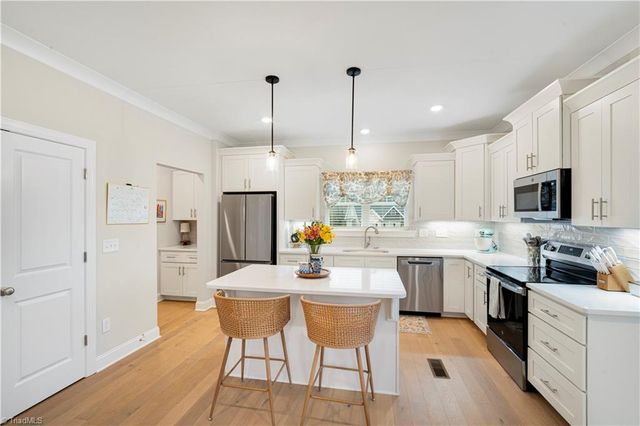 360 Wynnfall Drive, Lexington, NC 27295