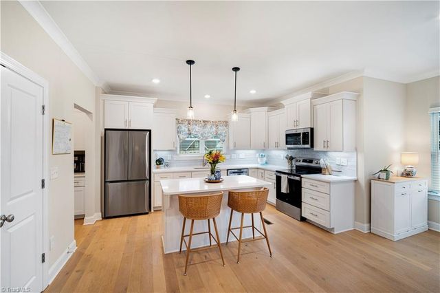 360 Wynnfall Drive, Lexington, NC 27295