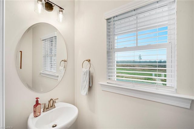 360 Wynnfall Drive, Lexington, NC 27295