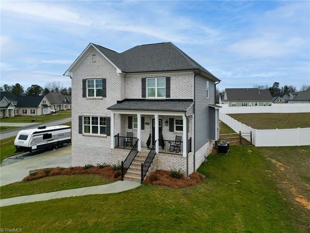 360 Wynnfall Drive, Lexington, NC 27295