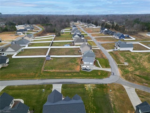 360 Wynnfall Drive, Lexington, NC 27295