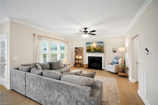 360 Wynnfall Drive, Lexington, NC 27295