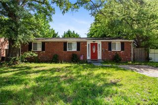 1908 Zinzer Dr RD, Hampton, VA 23663