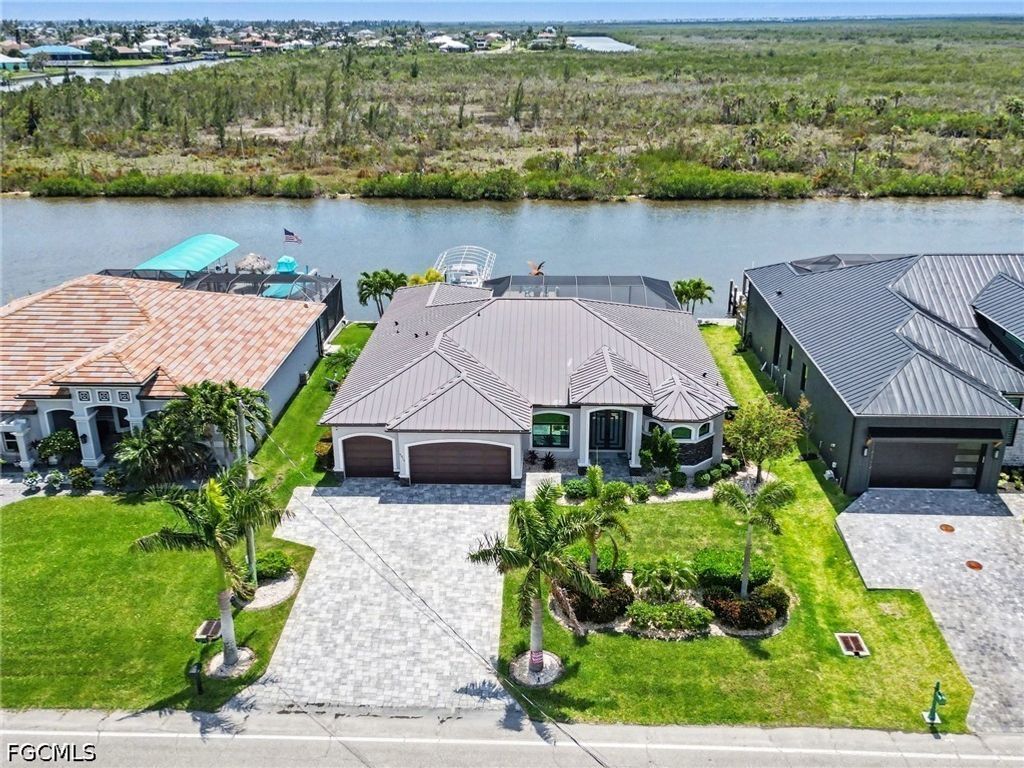 4310 Gulfstream PKWY, Cape Coral, FL 33993