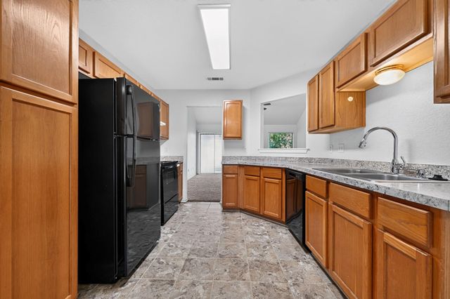 3015 O W Curry DR, Killeen, TX 76542