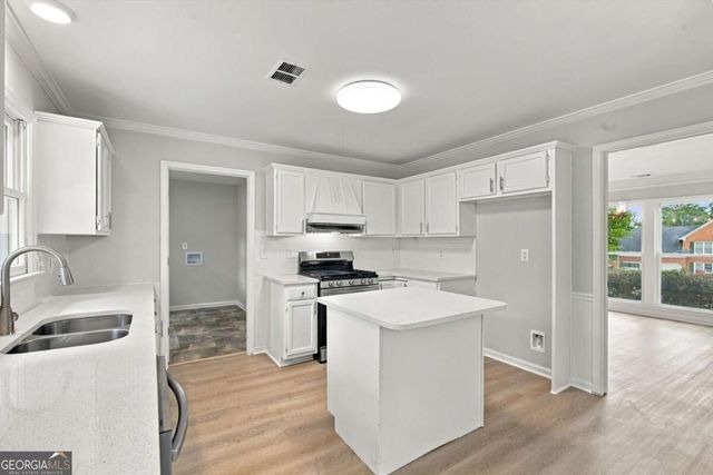 1287 Forest Glade Trace, Lawrenceville, GA 30043