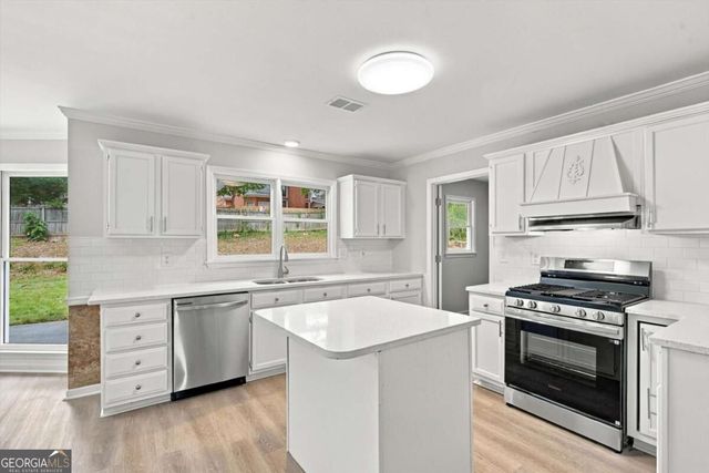 1287 Forest Glade Trace, Lawrenceville, GA 30043