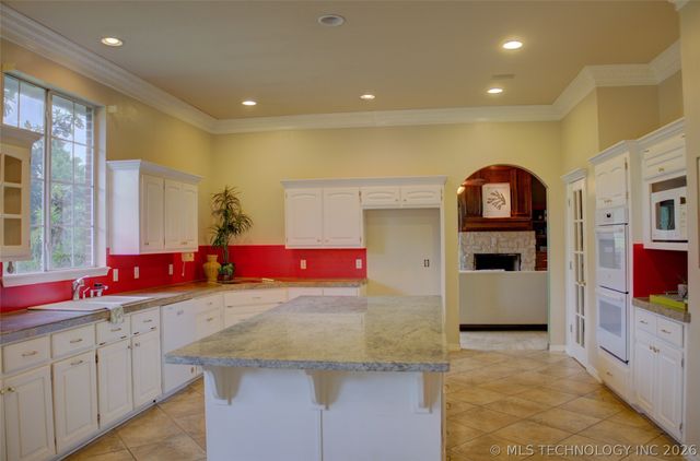 1818 E Lee Avenue, Sapulpa, OK 74066