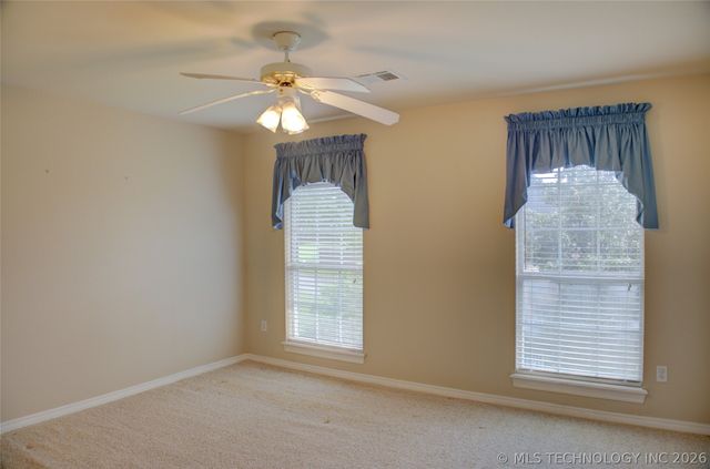 1818 E Lee Avenue, Sapulpa, OK 74066