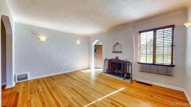 3317 N Saint Paul Street, Denver, CO 80205