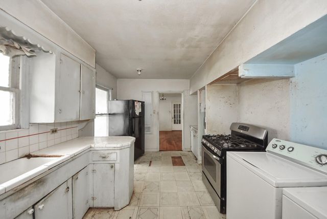 8311 Glenview Drive, Houston, TX 77017