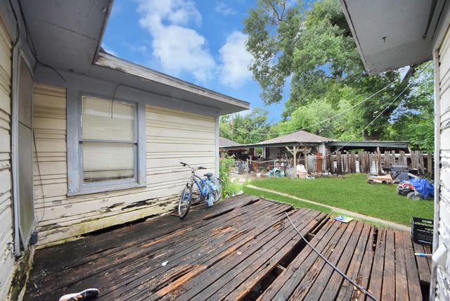 8311 Glenview Drive, Houston, TX 77017