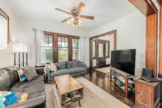 168 E Rosedale AVENUE, Milwaukee, WI 53207