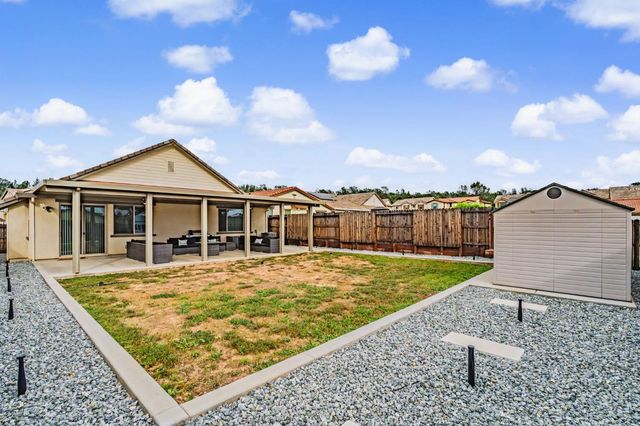 650 Morning Glory Cir, Ione, CA 95640