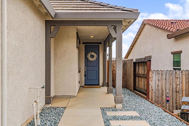 650 Morning Glory Cir, Ione, CA 95640