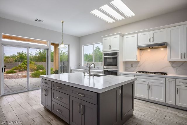 1798 Lakewood Drive, Henderson, NV 89012