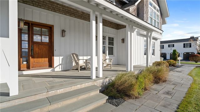 3 Doris Terrace, Newport, RI 02840